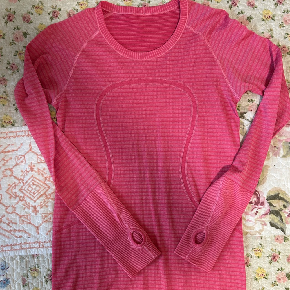 Lululemon Swiftly Tech Long Sleeve Running Shirt